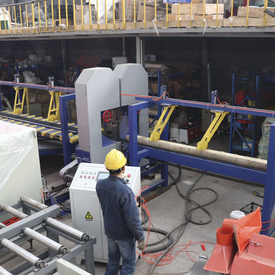 Ленточная пила вертикальная двойная для производства