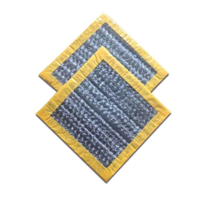 4000g/Sqm Geosynthetic Clay Liner Gcl for Artificial Lake Liners