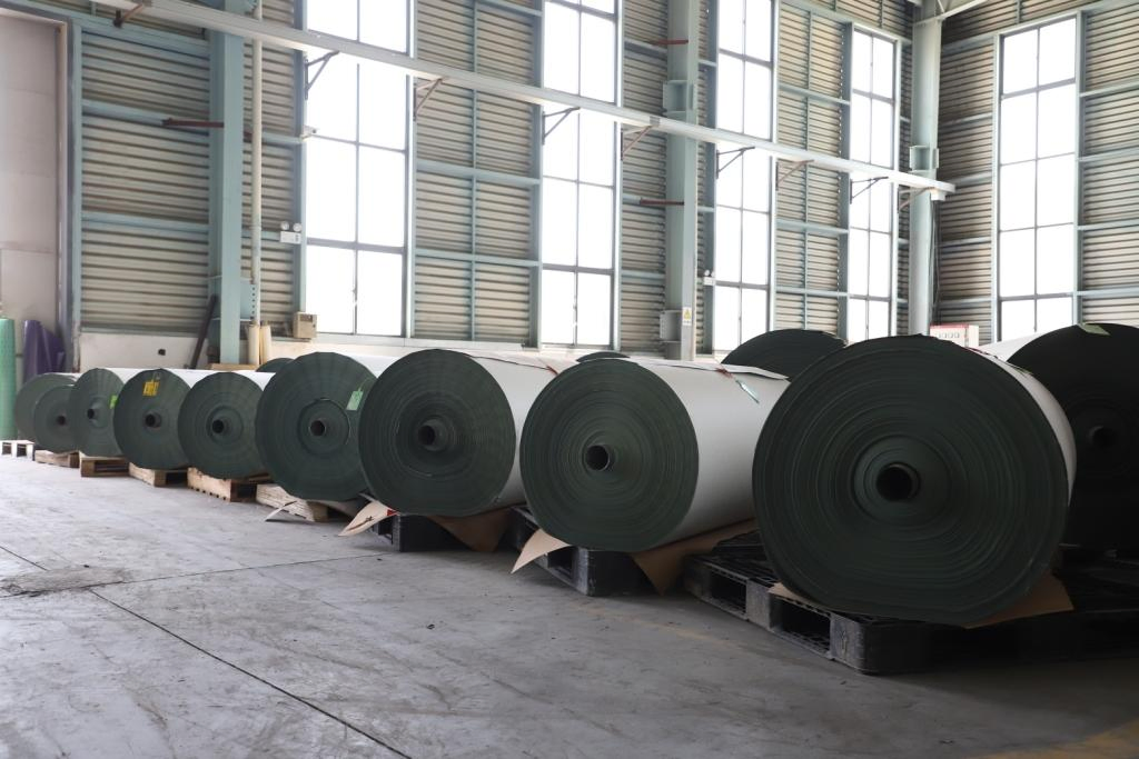 Шлифовальная бумага Gold Sandpaper 150#, рулон 1.4м x 100м