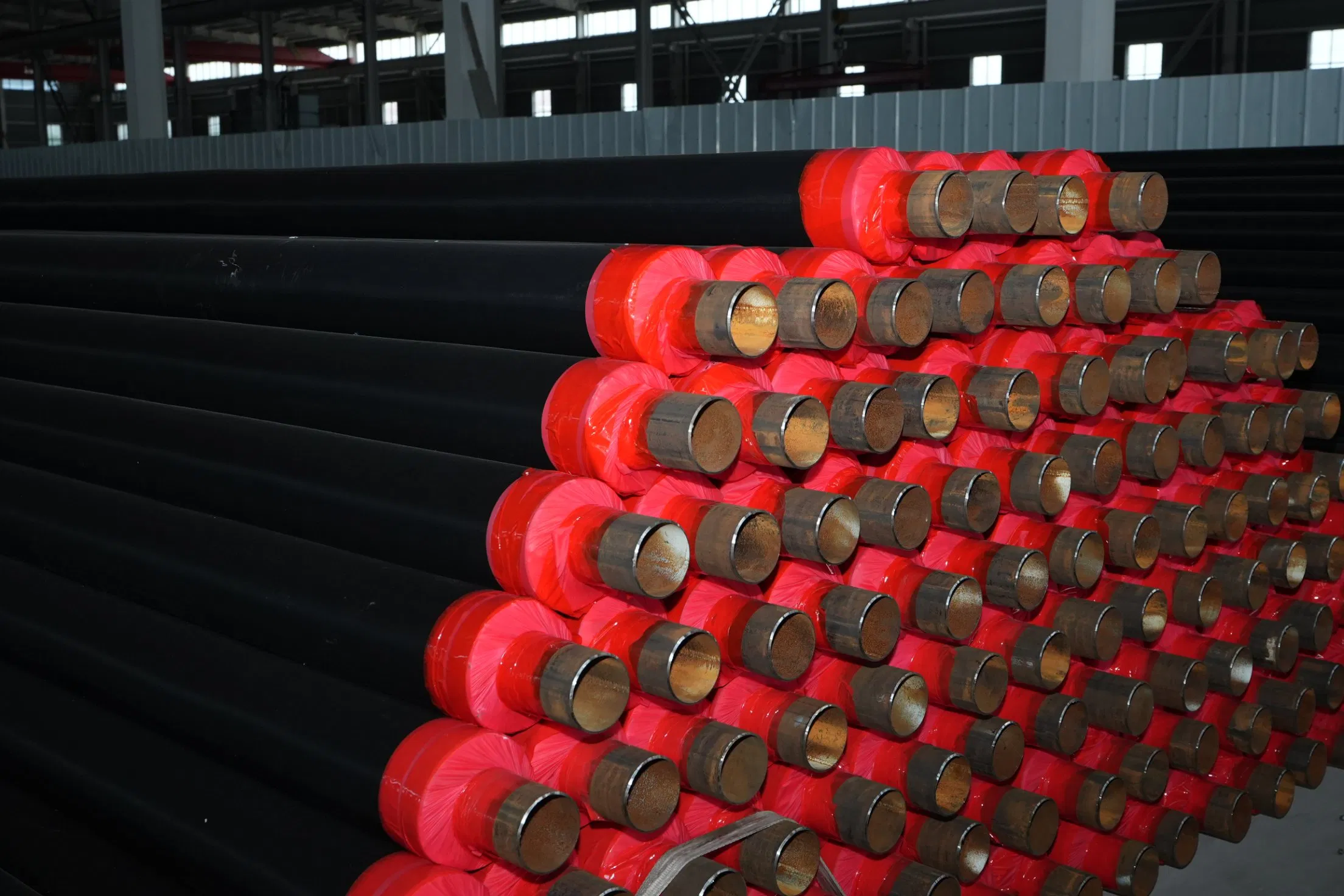 Prefabricated Insulated Steel Pipe with Polyurethane Foam for Underground Installation