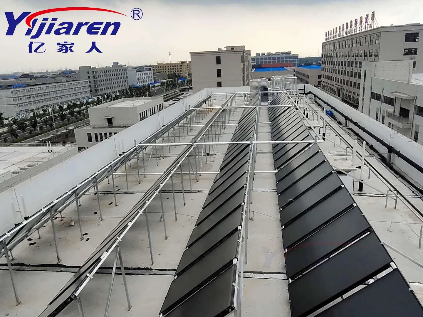 Промышленный тепловой насос R290 с солнечным коллектором