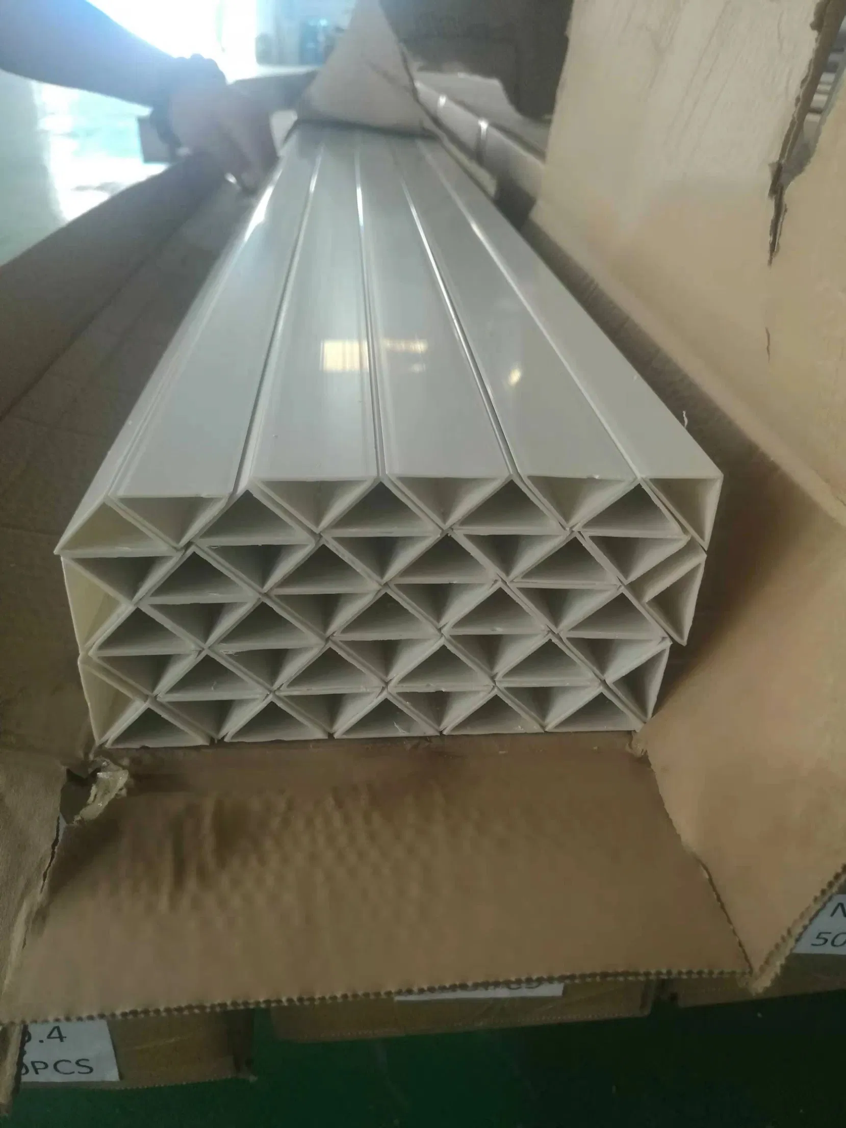 PVC Plastic Vinyl External Inner Corner Beads Angle Beads for Plastering Render Drywall