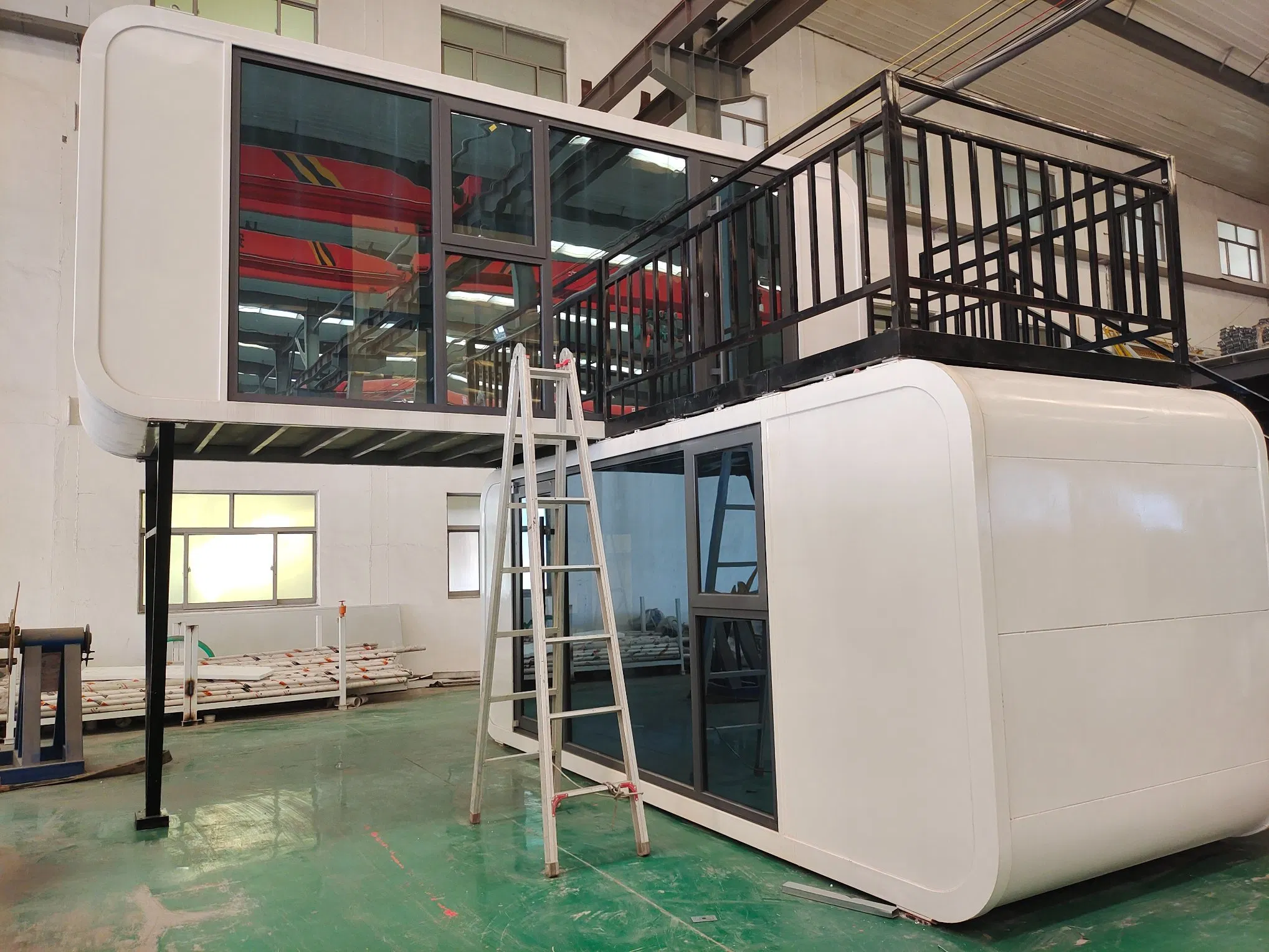 Camp Prefab Capsule Tiny Cabin Mobile Prefabricated Modern Capsule Homes Apple Cabin House