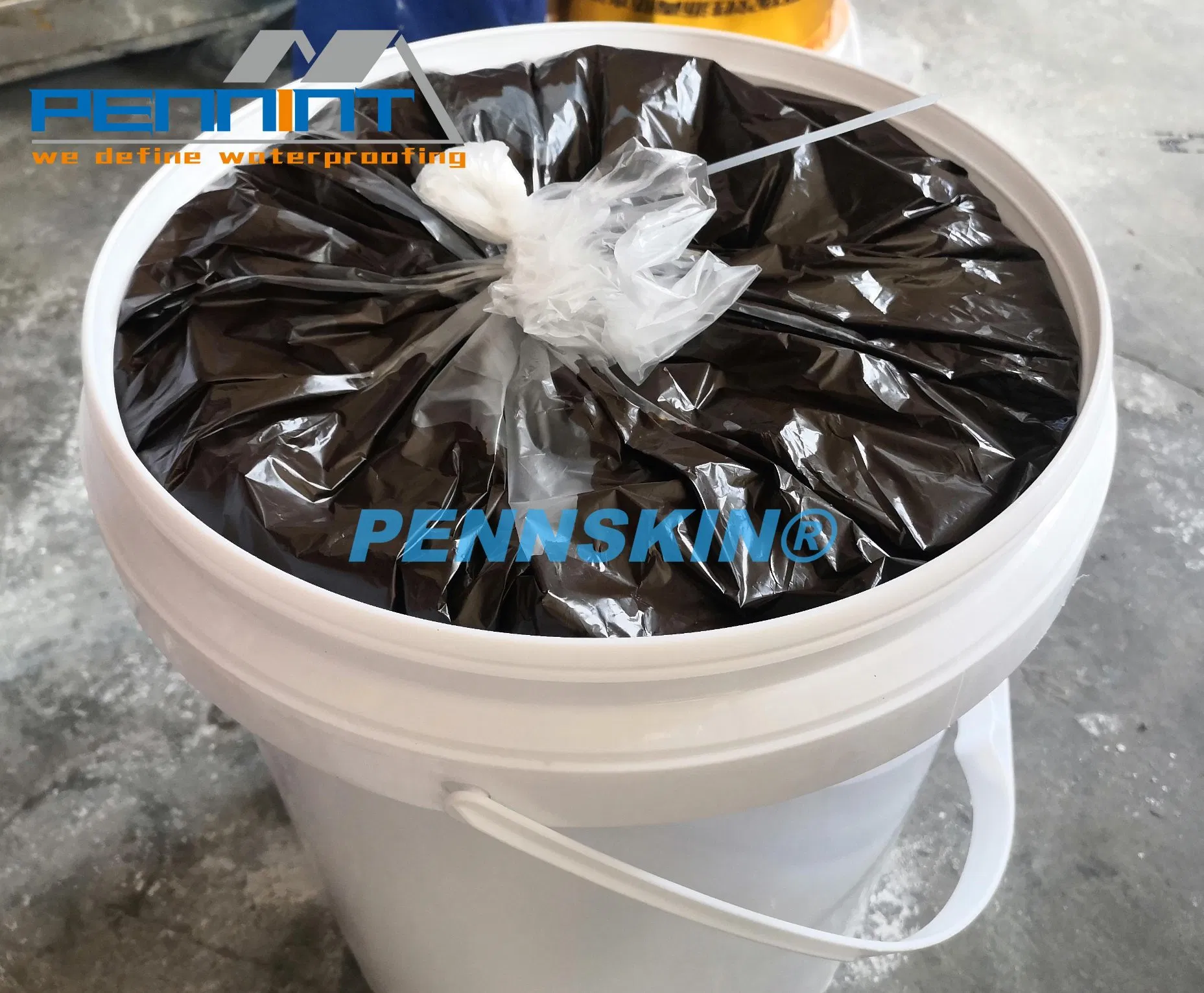 Asphalt/Bitumen Primer for Sealing Cement Base with Water/Solvent Base