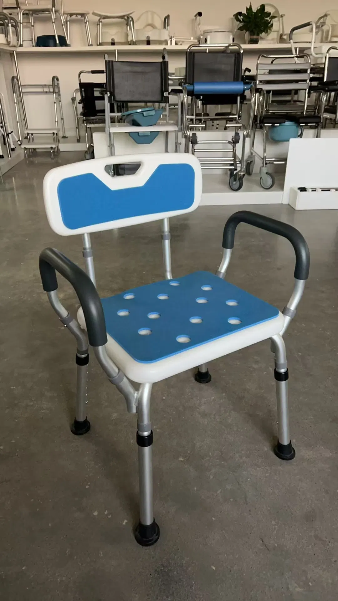 EU Type Raised Toilet Seat (Height: 2"/4"/6")