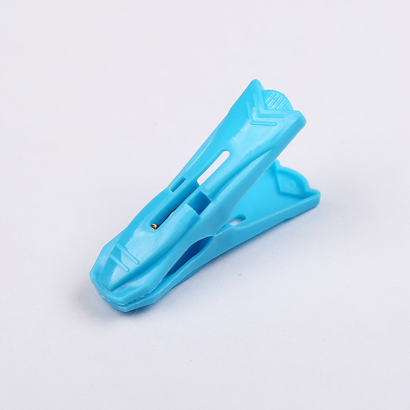 Wholesale Household Small Size Colorful Plastic Laundry Air-Drying Clothes Hanger Clamp Pins Clips Pegs