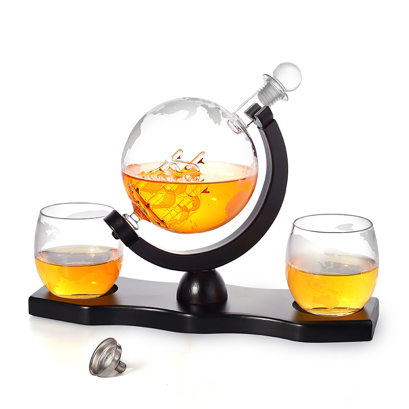 High Borosilicate Glass Whiskey Decanter Globe Set Custom Logo with Wood Base