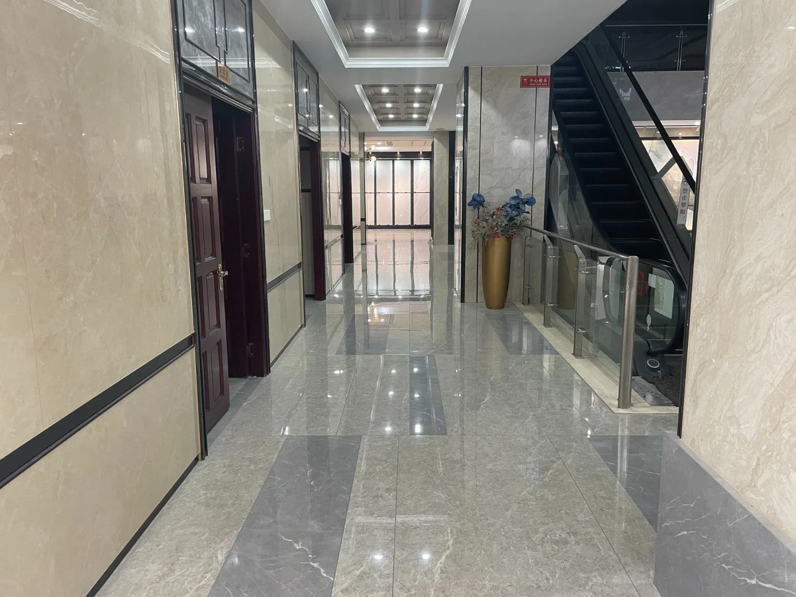 Tactile Ceramic Floor Tiles 300X300 400X400 mm Tactile Blind Floor Brick Tile for The Blind People