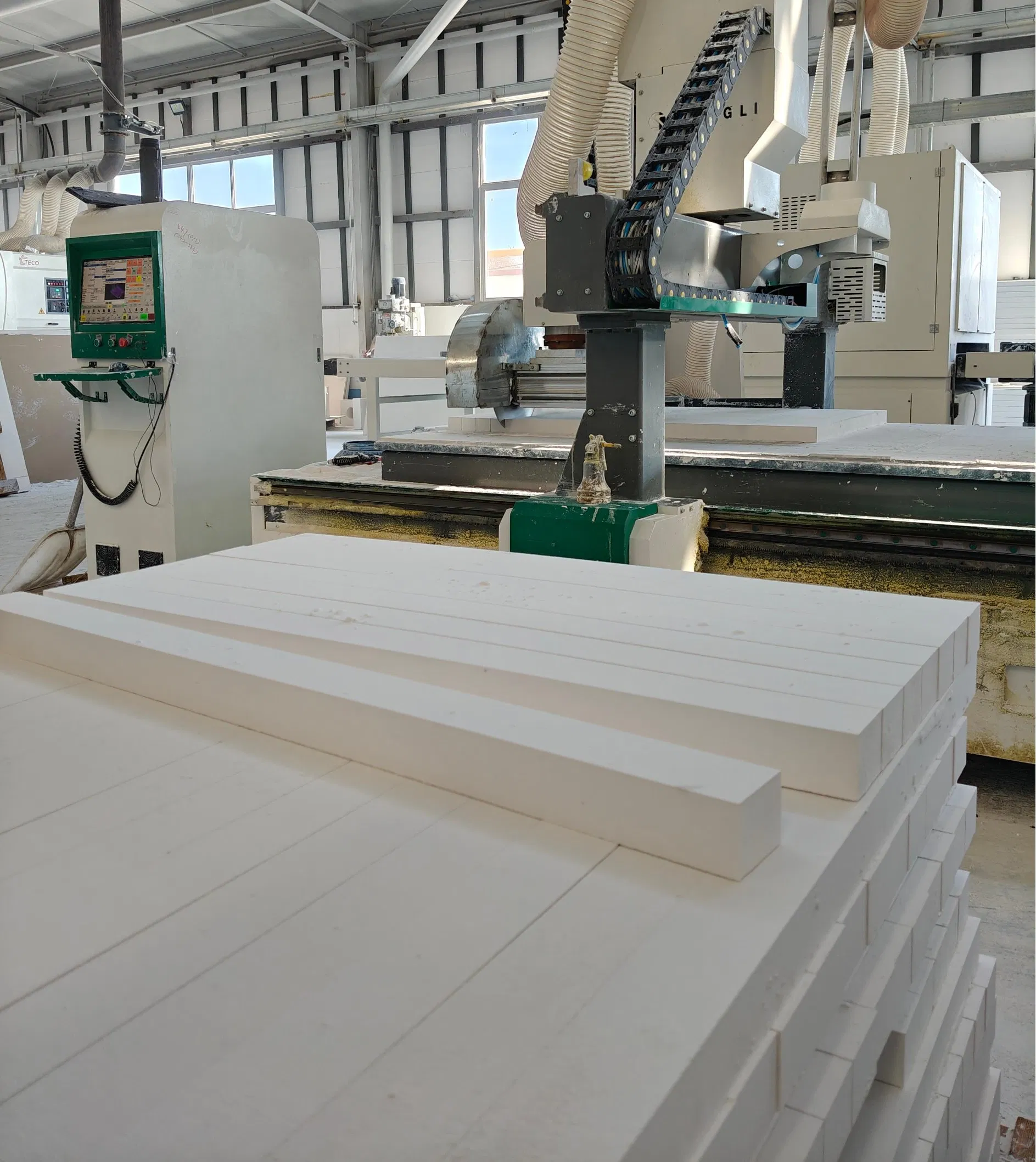 Waterproof Building Fiber Cement Slab Insulation Acoustic Felt Fire Retardant Sheet Refractory Material Panel Fireproof Plate Calcium Silicate Ceiling Board