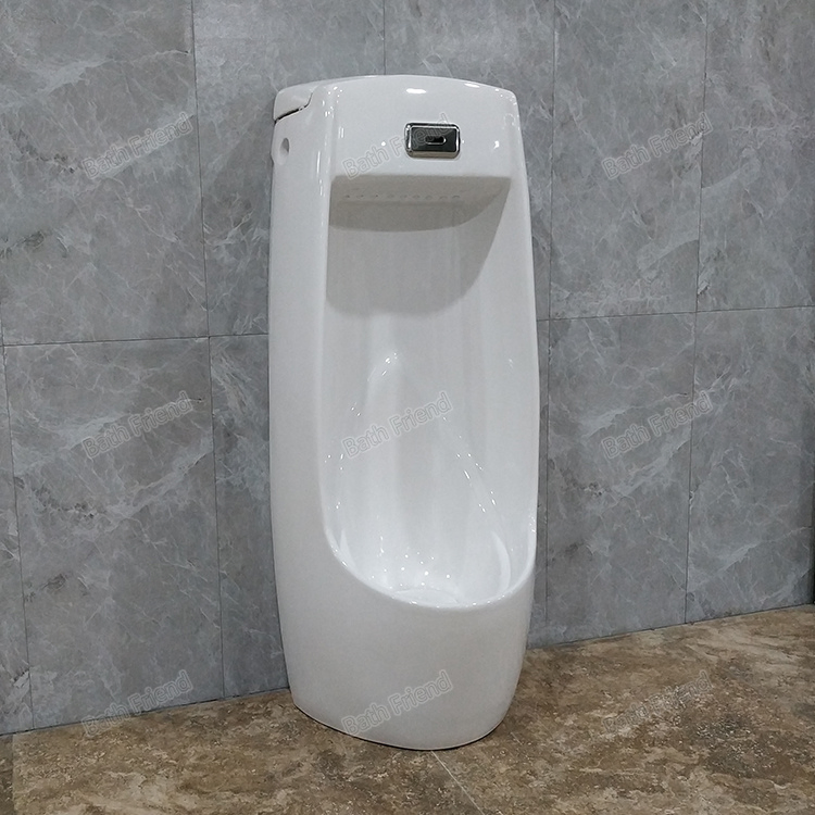 Wholesale Easy Clean Urinals for Men Gravity Flushing Wall Hung Bathroom Urinal