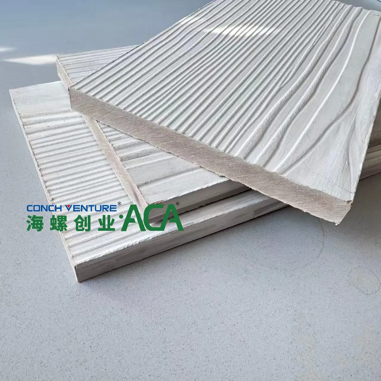 High-Strength Wood Grain Fiber Cement Siding in Custom Colors Available