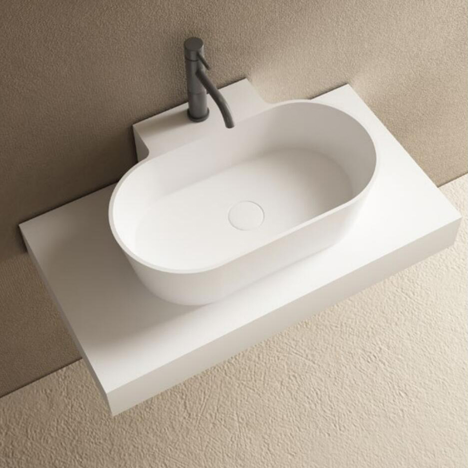 Глубокая акриловая ванна Ortonbath овальная, пристенная