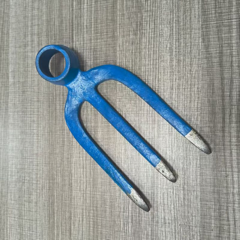 Three-Tooth Fork Hoe for Soil Turning Loosening Multi-Functional Hand Tool for Planting