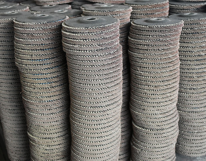 Лепестковый круг 7 дюймов 60# для болгарки, черный