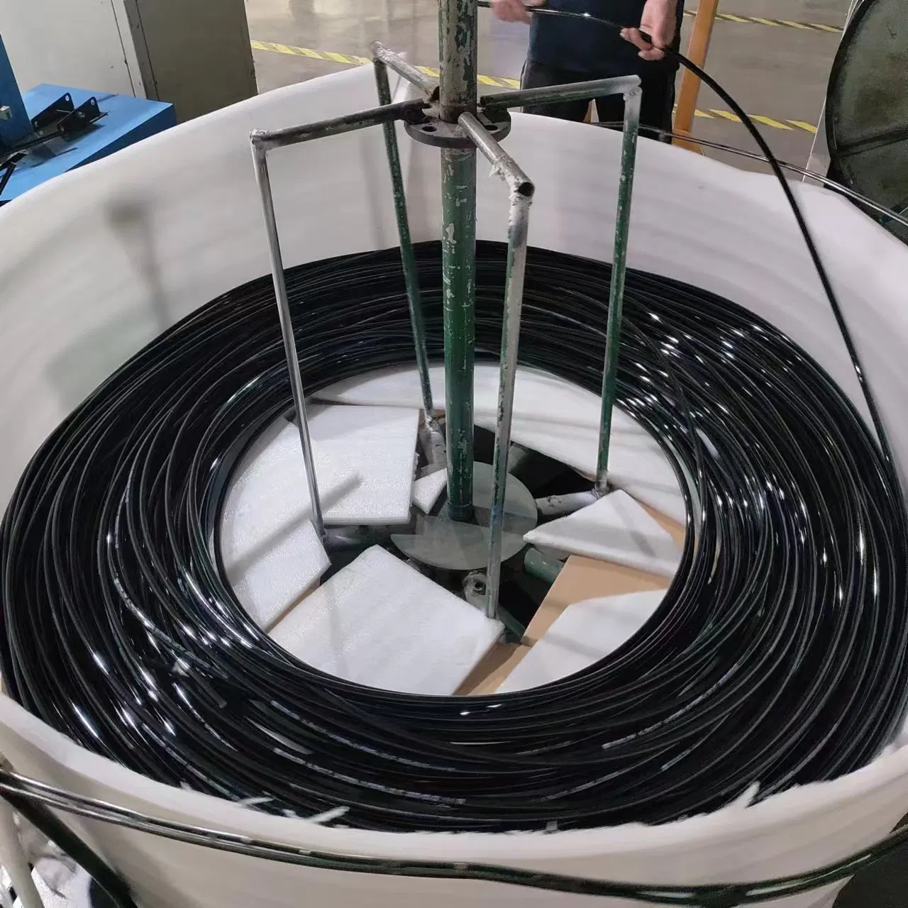 Гидравлический шланг SAE100 R7 негорючий
