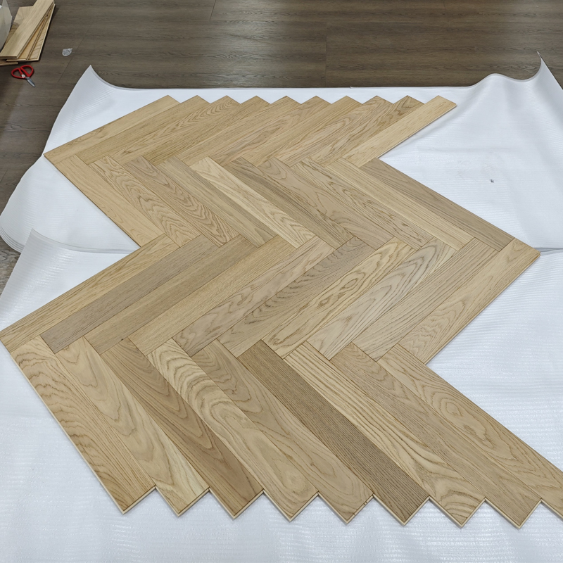 Инженерная доска паркетная елочка белый дуб 15мм