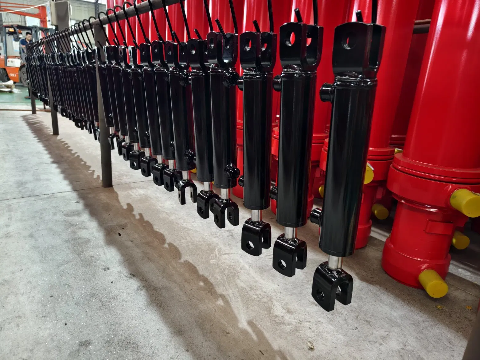 Гидравлический цилиндр для трактора Junfu