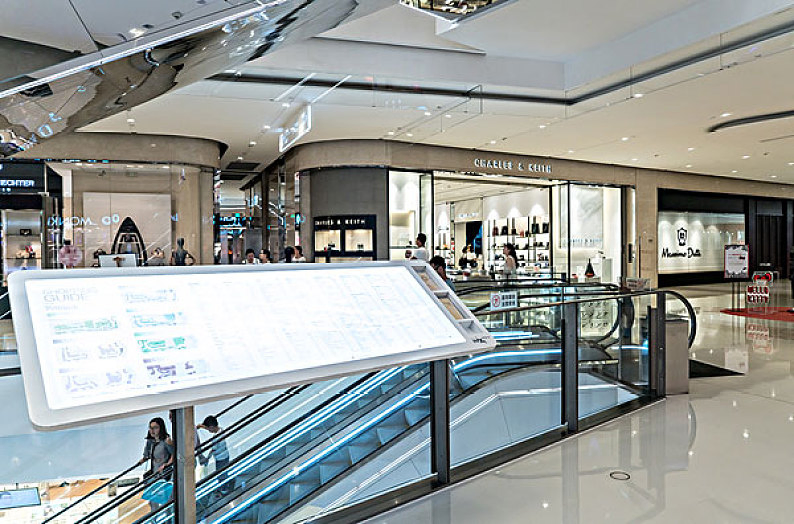 Custom Best Low Reflection 4K 32" 43" 49" 55" LCD Display, Curved Monitor for Vending Machine, Digital Signage Kiosk