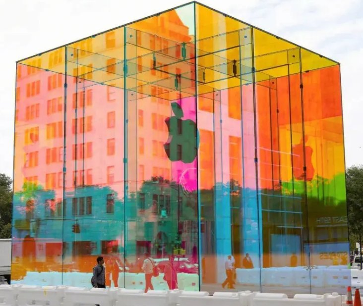 New Design of 4-15mm Thickness Environmentally Friendly Dichroic Glass for Doors Balustrades Windows and Curtain Walls