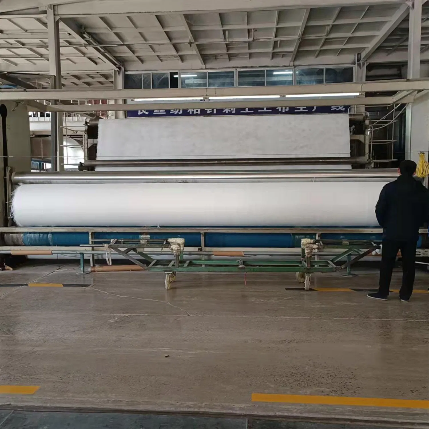 Geotextiles for Waterproof and Filtering Aquaculture in Niue Pond