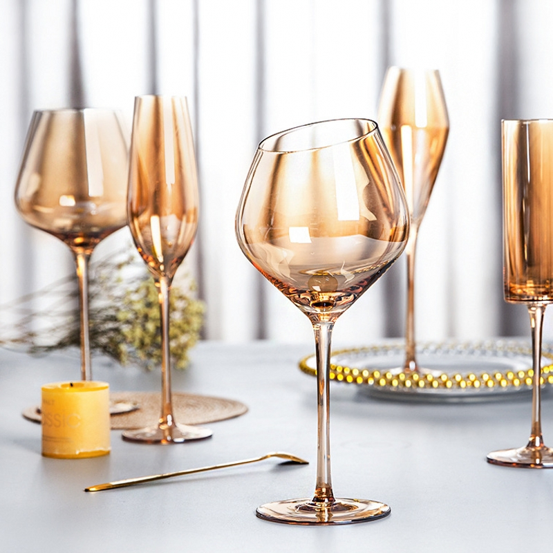 Бокал для вина и чашка из стекла Nordic Glassware
