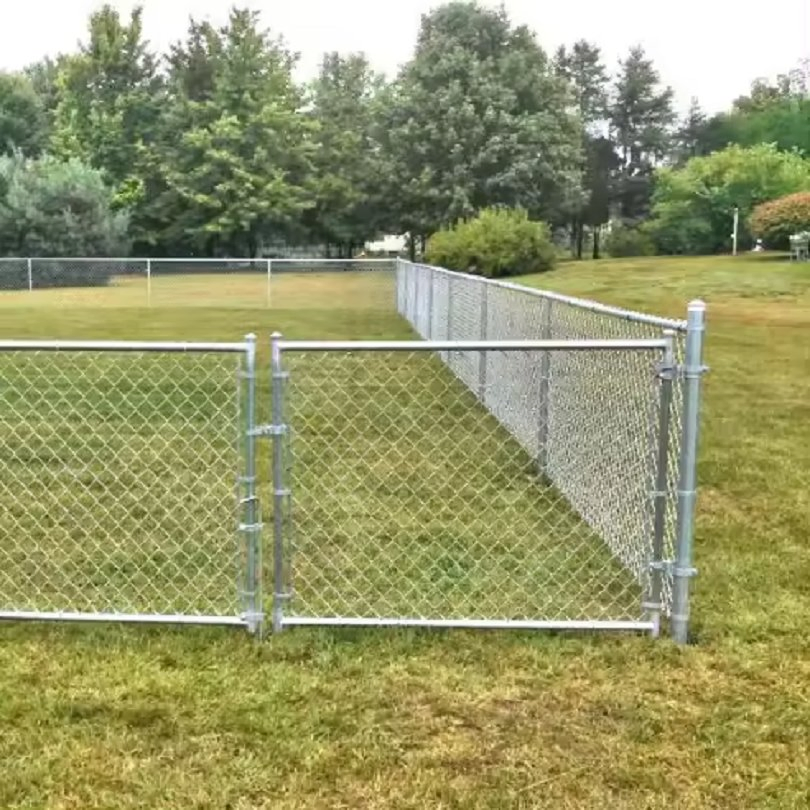 Agricultural Farm Equipment Aluminum Alloy Metal Animal Livestock Equipment Wire Mesh Welding Garden PVC Steel Bamboo Gate Sheep Pig Cow Farm Fence