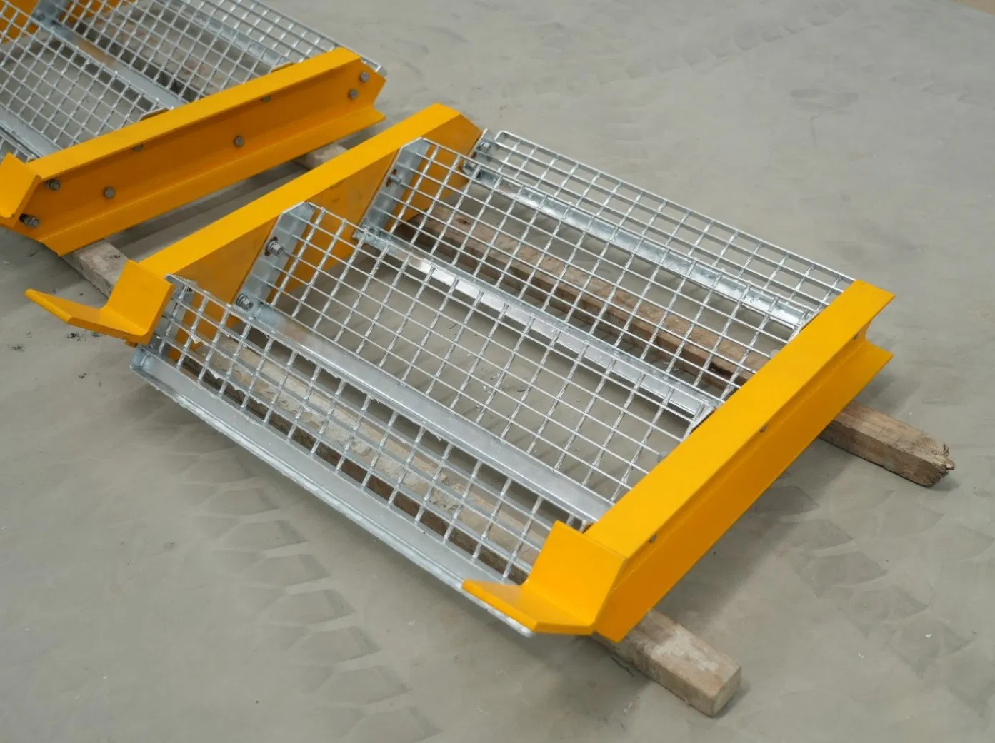 Stable Steel Grating Grid with ISO Certification for Power Generation