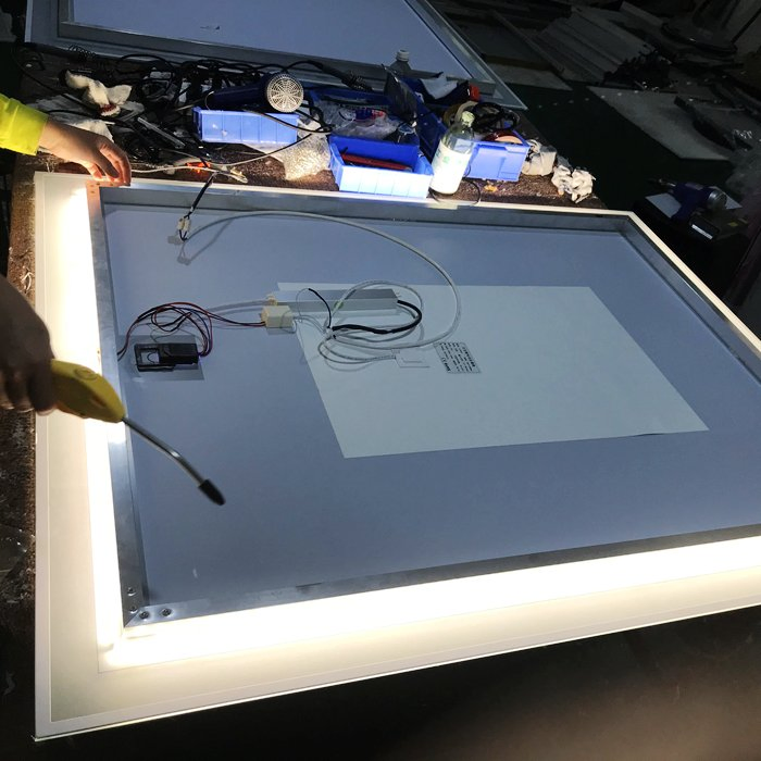 Vama Custom Frameless Waterproof IP44 Bathroom Mirrors 7646