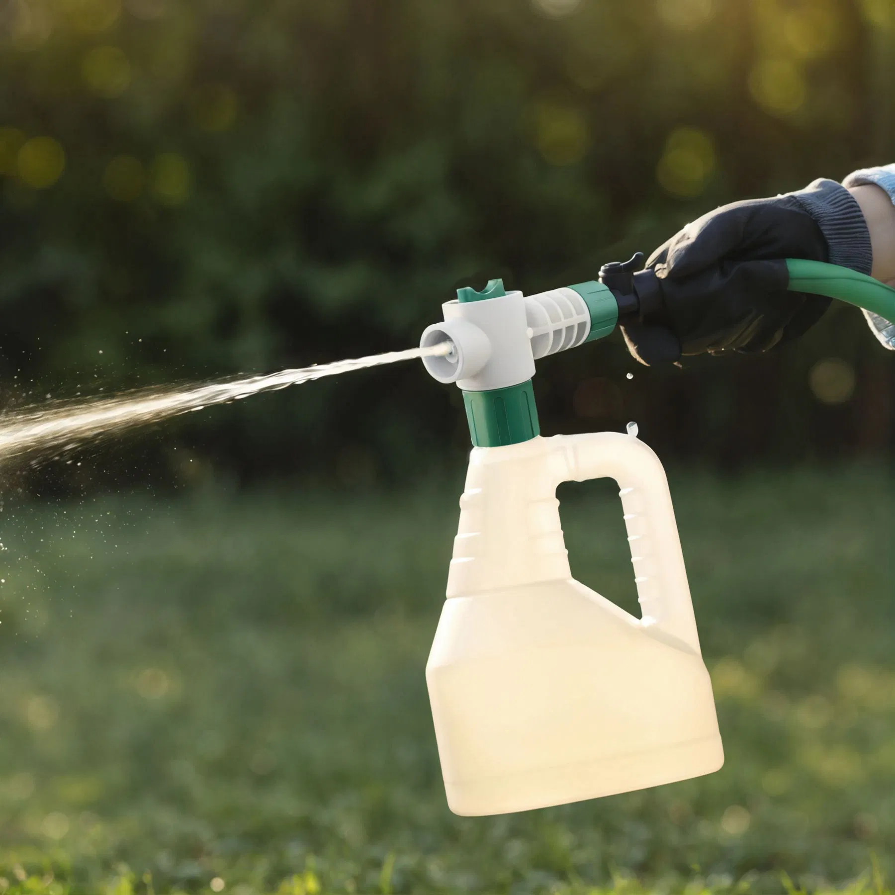 Refillable Multipurpose Hose End Sprayer Nozzle for Cleaning and Garden Use