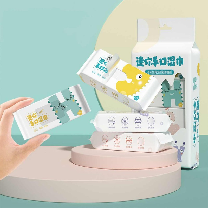 Soft Pocket Pack Travel-Size Wet Wipes Makeup Removal Beauty Wipes