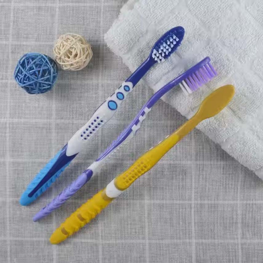 2025 Hot Selling Comfortable Adult Plastic Toothbrush Soft Bristle Biodegradable Disposable for Home Use Wholesale Dental Care