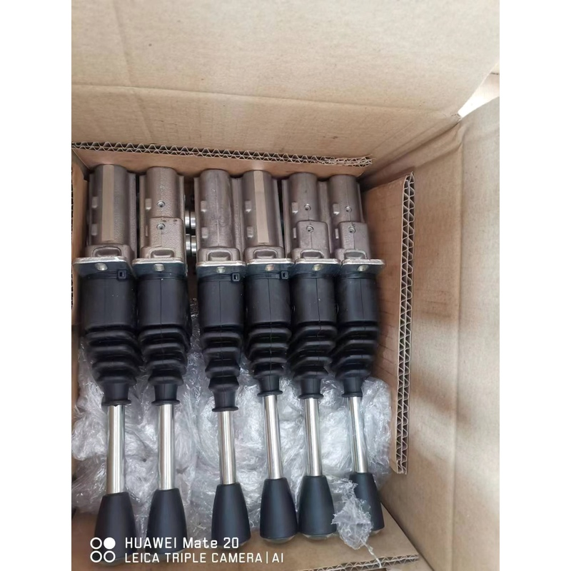 Гидравлический распределитель Walvoil SVM100/1 с рычажным управлением