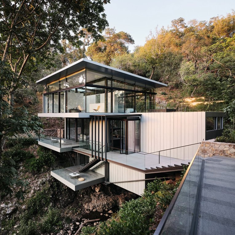 Prefabricated Modern Architectural Residential Custom Steel Glass Houses