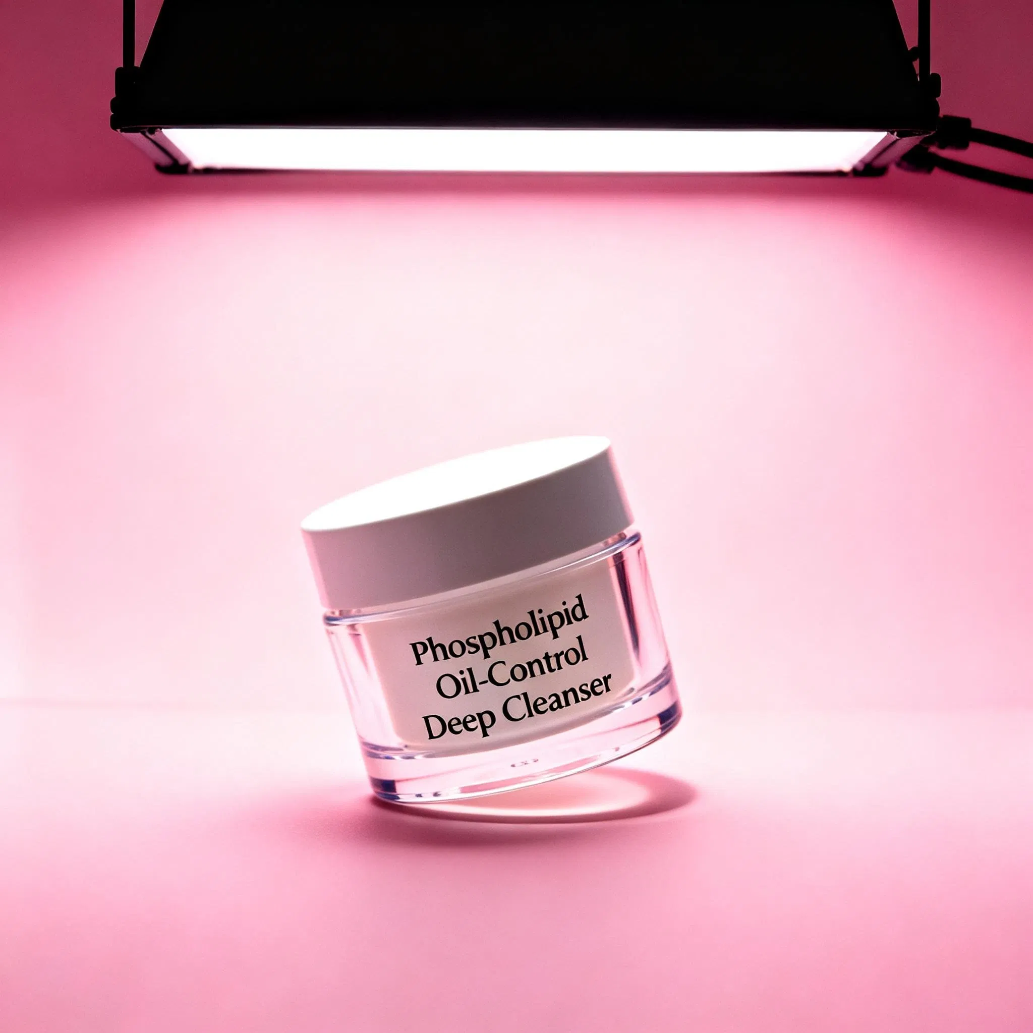 Total Solution Purifying and Soothing Face Cleanser with Moringa Seed Extract and Bisabolol for Multi-Benefit Care