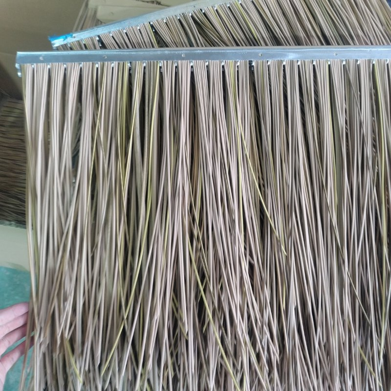 High Quality Factory Direct Synthetic Thatch Roof Panels for Resort and Pavilion