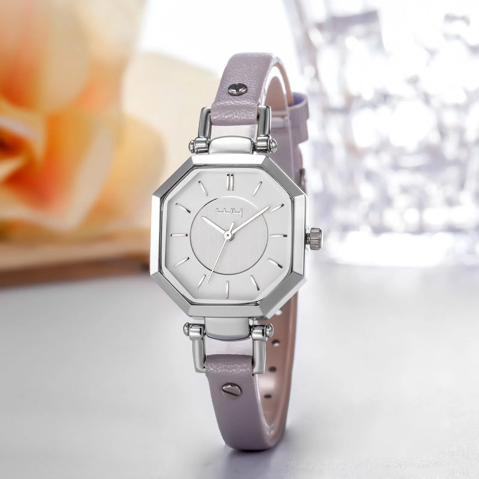 Fashion Leather Strap Watch Quartz Ladies Wrist Watches Wy-073