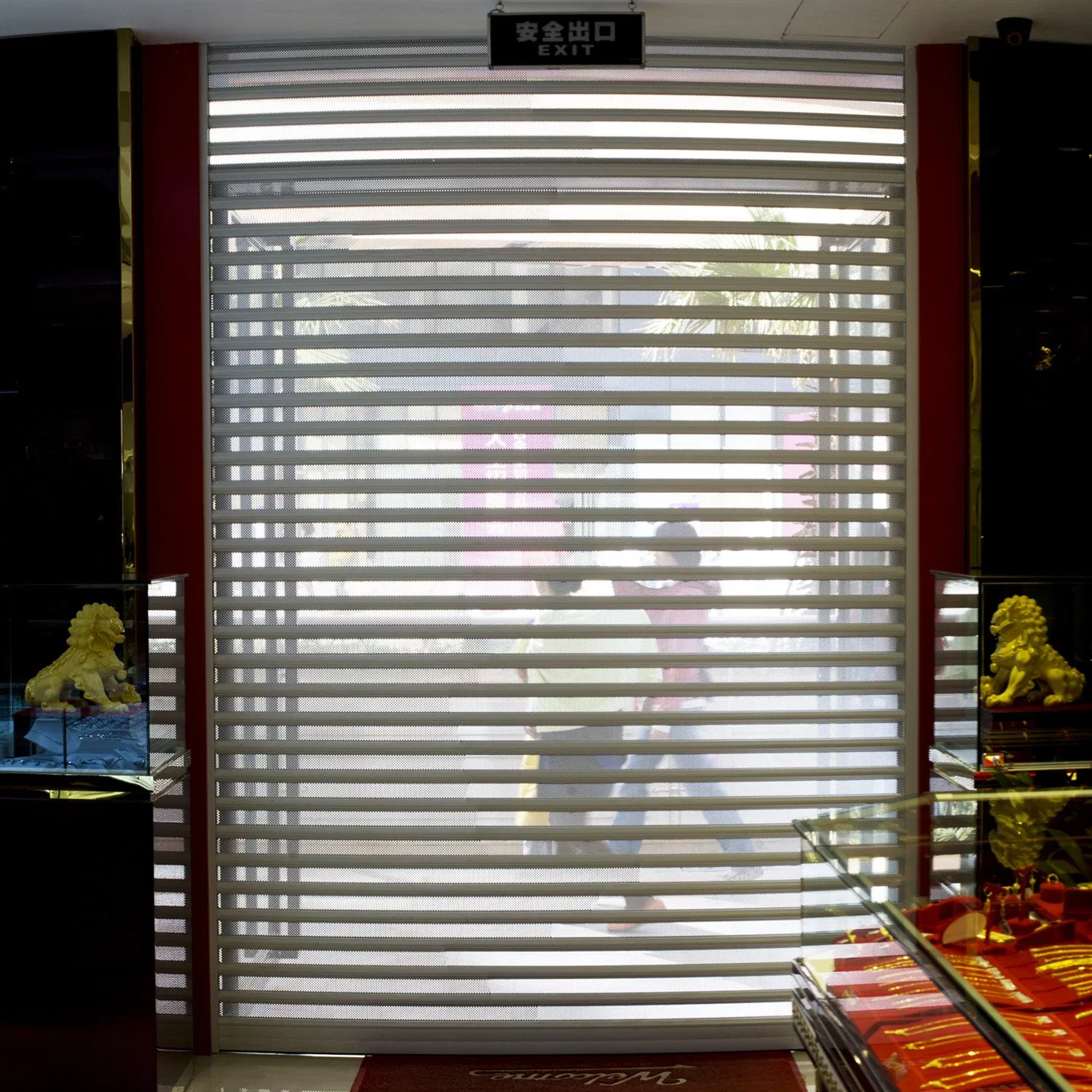 77 Single Layer Slats Automatic Roller Shutter Door Aluminum Rolling Door for Garage