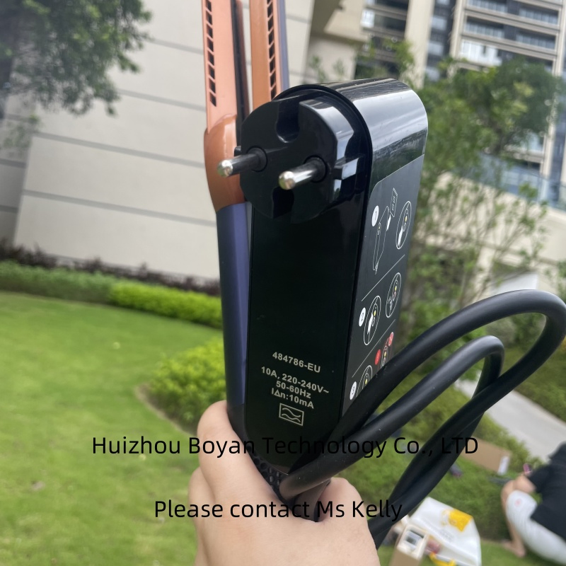 Cordless Hair Straightener HS06 Brush Comb Hair Straightening Machine Fast Heat Rechargeable Airstrait