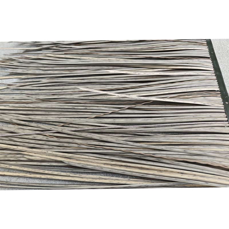 Synthetic Palm Leaf Thatch Sheets for Resort Style Outdoor Roof