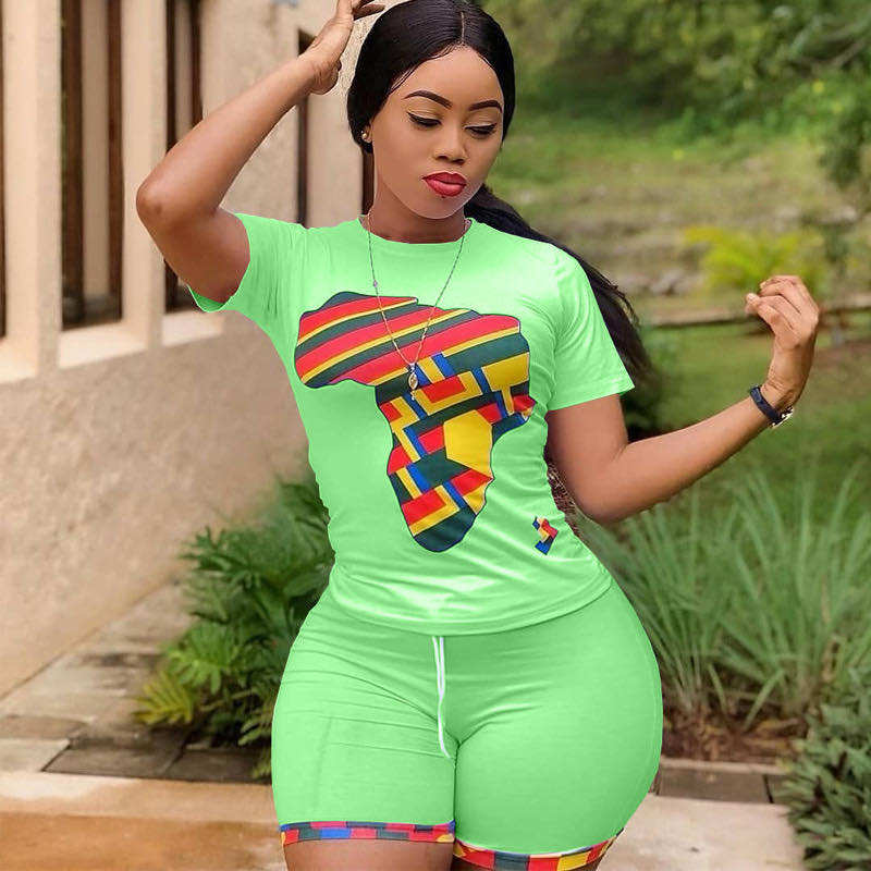 Комплект женский камуфляж футболка и шорты