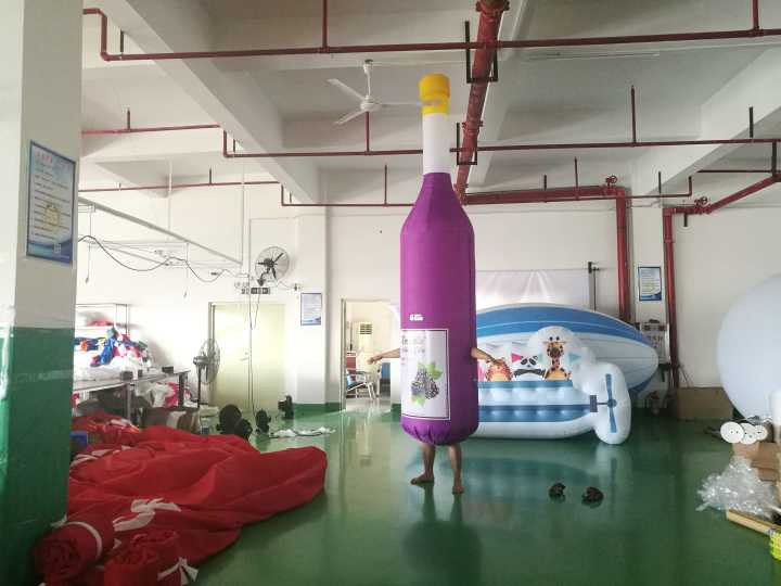 Boyi Inflatable Backpack Balloon Beer Bottle Packback Walking Bottle