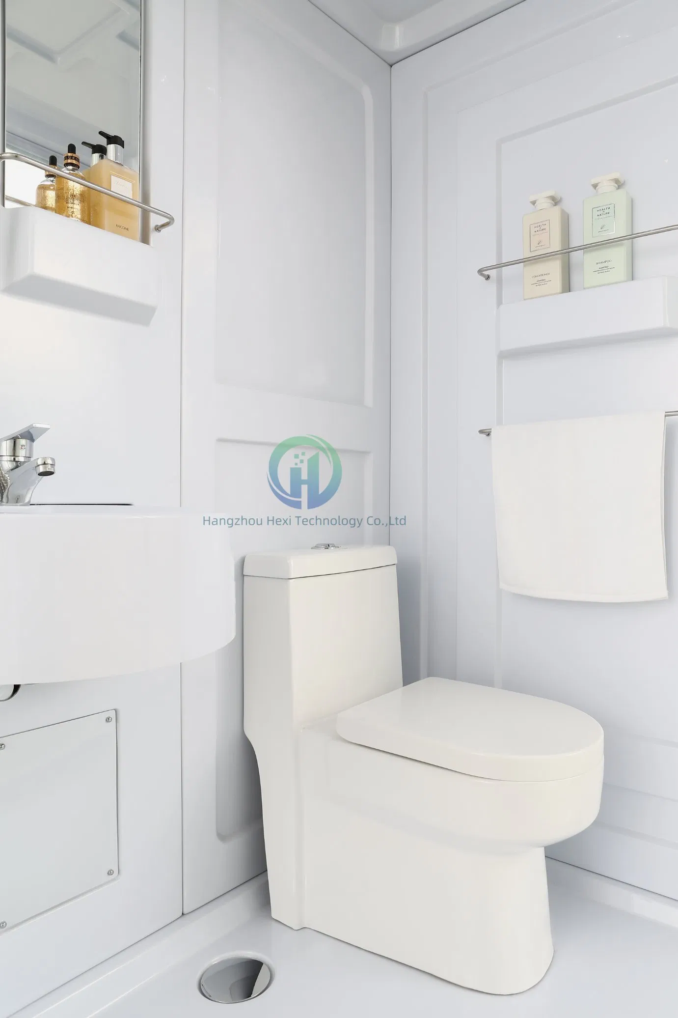 High Quality Stylish Prefab Bathroom with Toilet for Shower