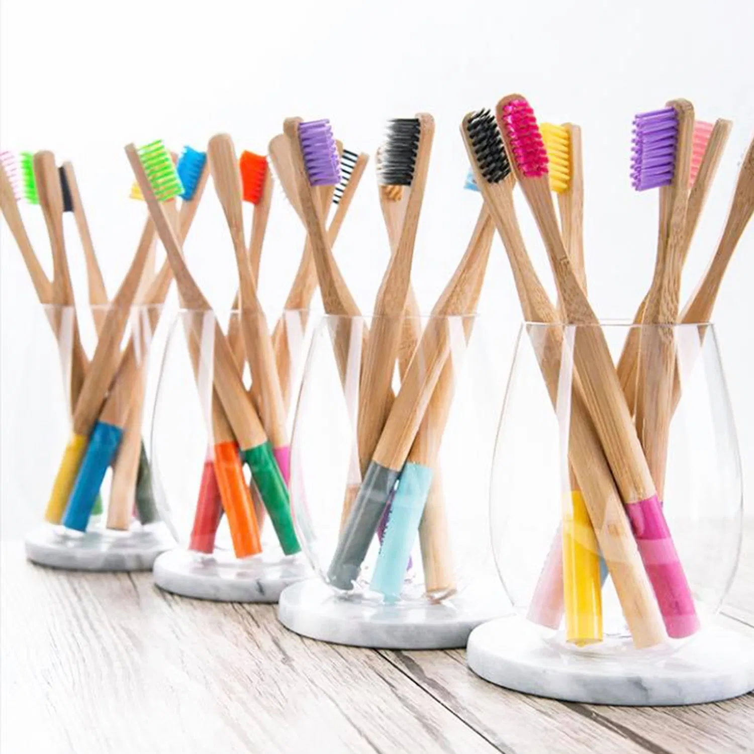 Экологичная бамбуковая зубная щётка с логотипом