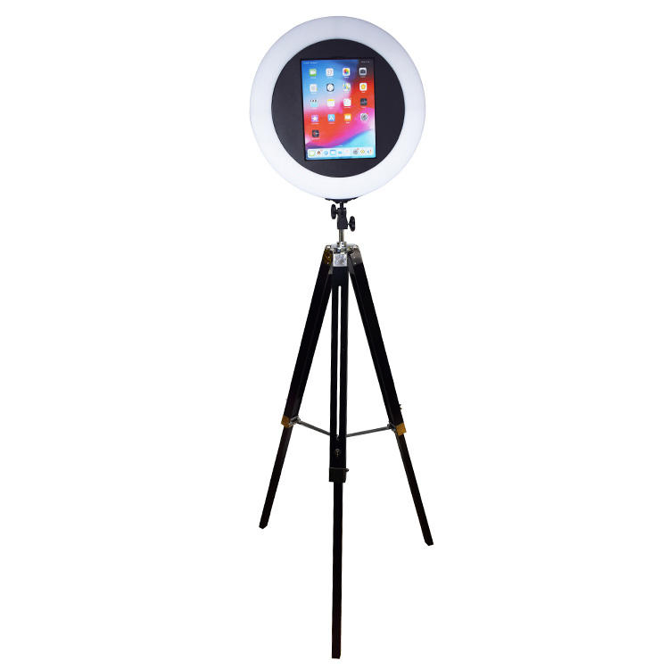 Фотобудка для iPad с кольцевой подсветкой и штативом