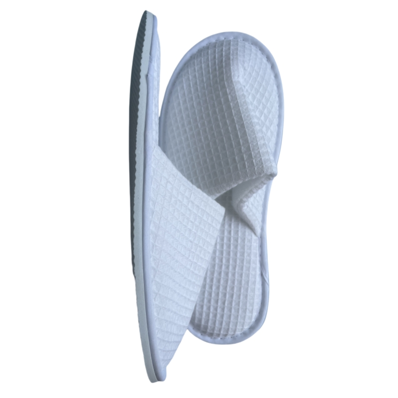 Customized Logo and Comfortable Hotel Slippers Thick Antislip Sole