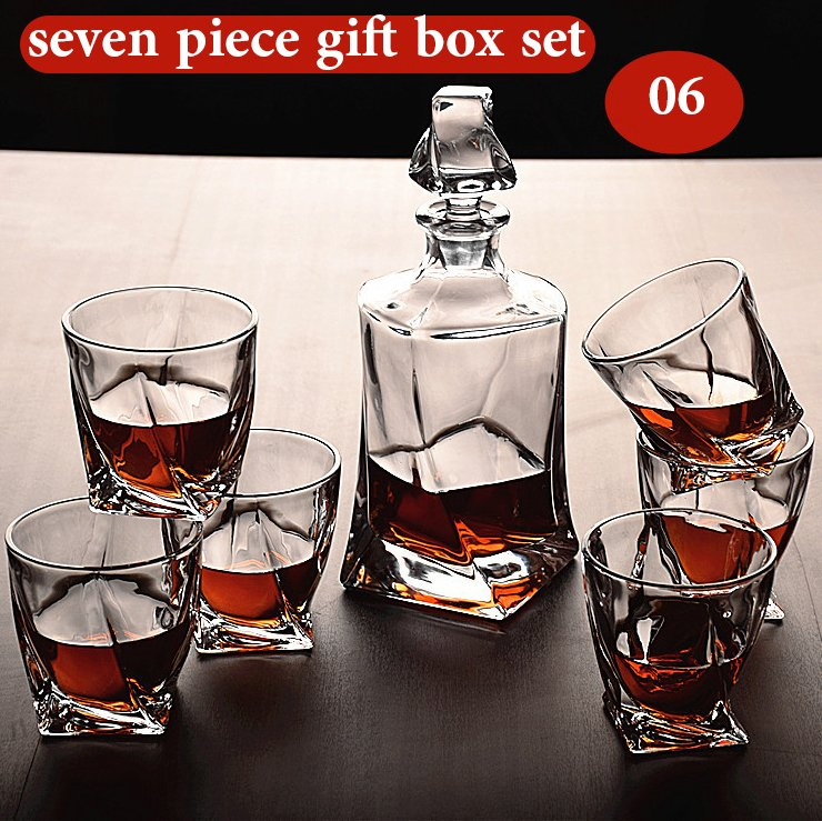 Wholesale 25oz Lead-Free Crystal Luxurious Decant Perfume Bottles Whiskey Decanter Set Decanter Set Wine