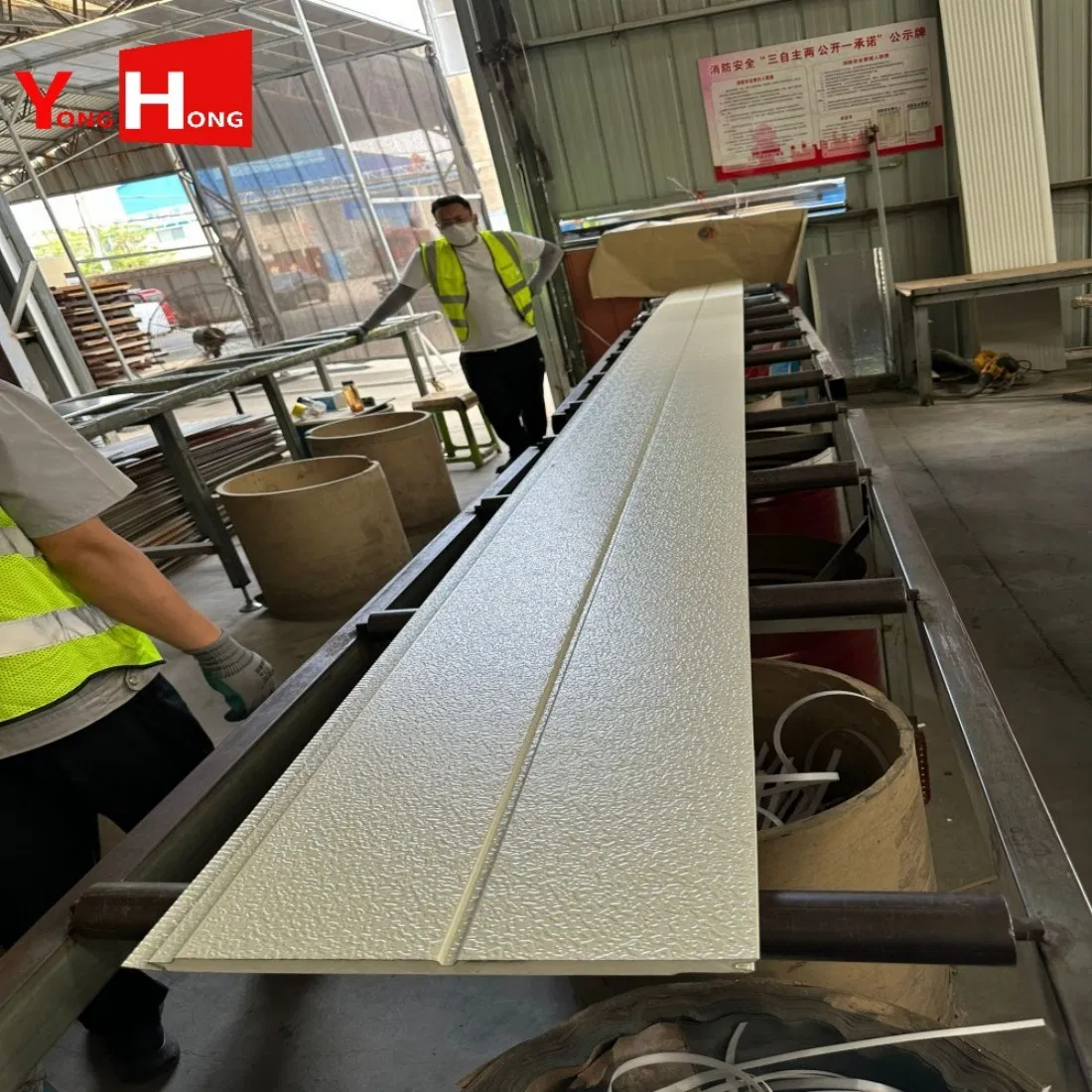 16mm Thickness Exterior Decorative Wall Panel Metal Siding PU Sandwich Wall Panel for House