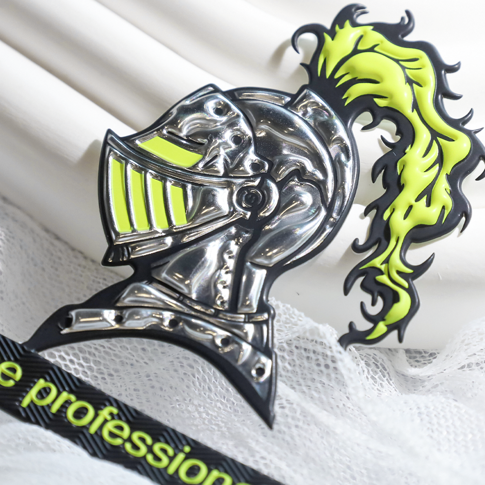 Нашивки силиконовые 3D и термоэтикетки ТПУ для одежды