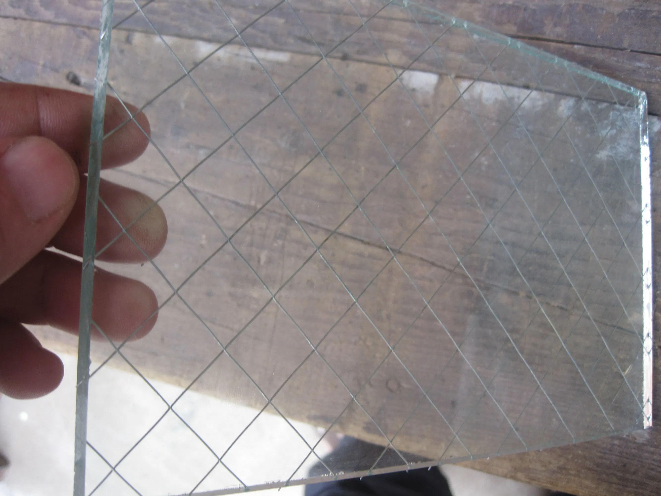 6.8mm Fireproof Polishsed Clear Wired Glass