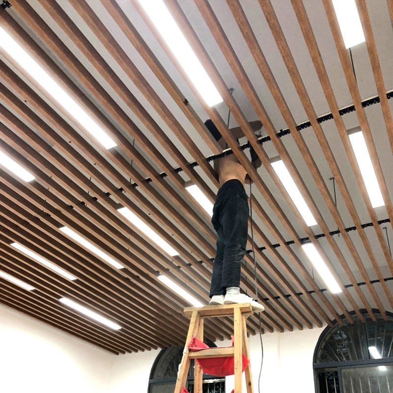 False Ceiling Interior Decor Ceiling Tiles Board WPC Sheets Plastic Covering PVC Wood Grain Interior Suspended Ceiling